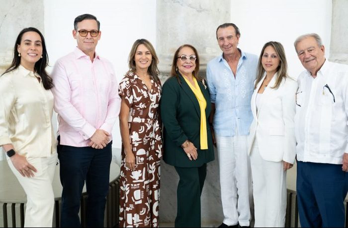 Presentan experiencia sobre Santiago y tradición del tabaco