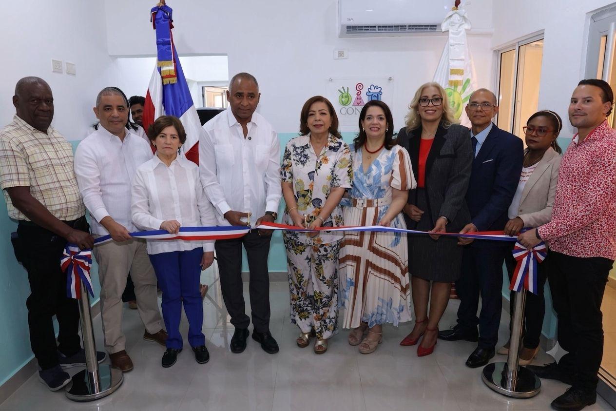 CONANI expande su red de protección con la apertura de una nueva oficina municipal en Baní