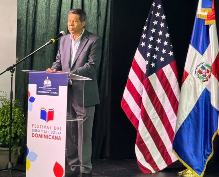 COMITÉ PROVINCIAL DE PUERTOPLATEÑOS ENUSA (COPROPUSA) PRESENTA»ENLAZANDO HISTORIAS DE ÉXITO»