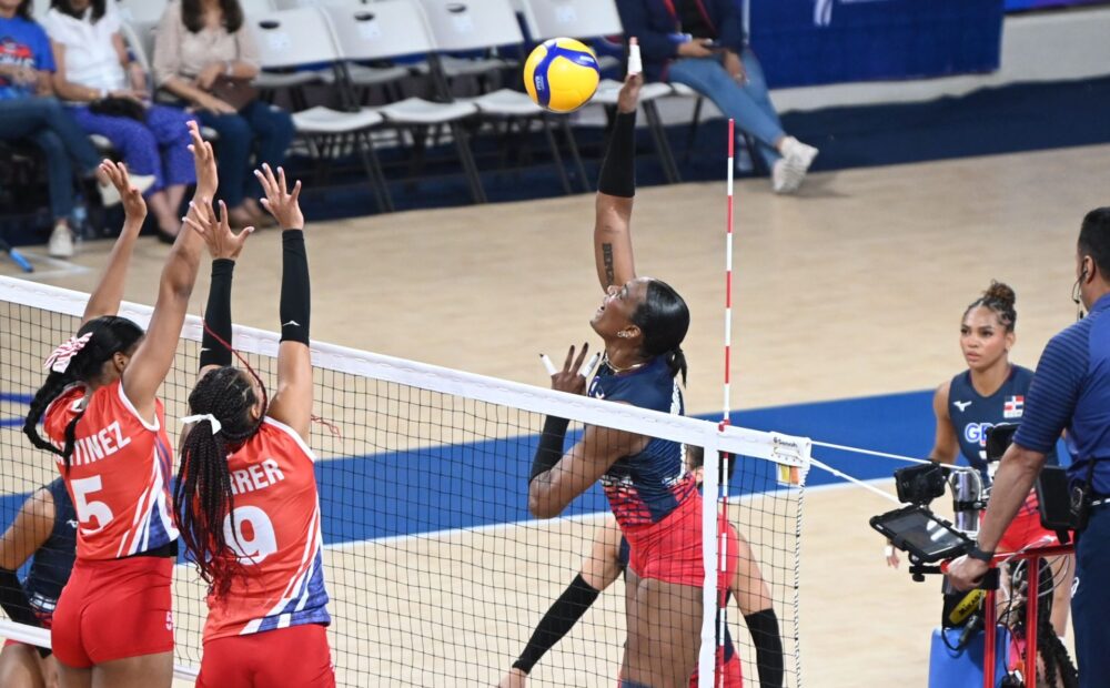 RD vence a Cuba y busca boleto a semifinales del Norceca 2026