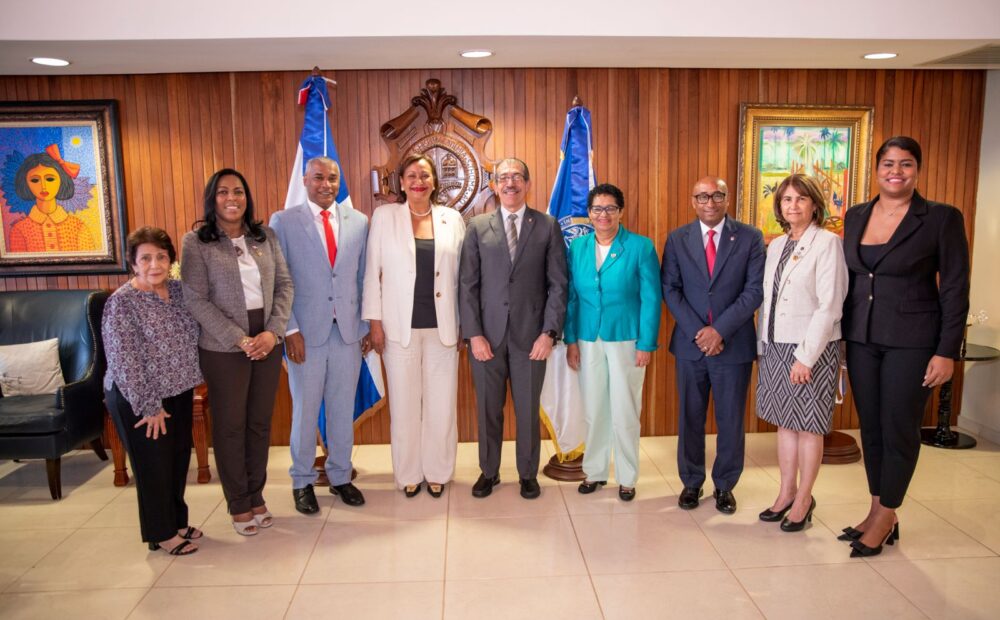 UASD Y EL CONSULADO DOMINICANO EN MARSELLA EXPLORAN INICIATIVAS DE FORMACIÓN PARA LA DIÁSPORA