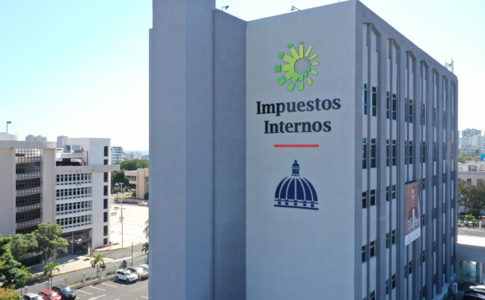 DGII acumula recaudación de RD 671,000 millones en ocho meses