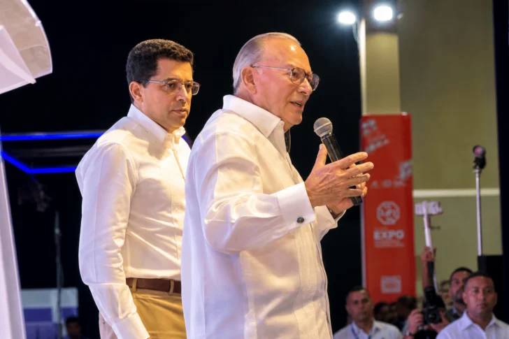 Collado reconoce a Frank Rainieri por convertir a Punta Cana en una marca país