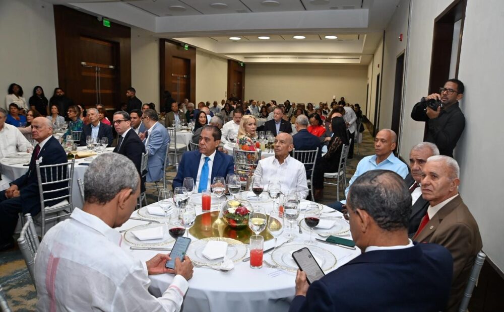 Fundación Joaquín Balaguer reúne figuras del balaguerismo por 120 aniversario del natalicio del expresidente