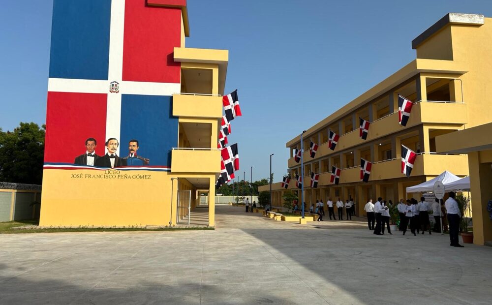 14 estudiantes afectadas por gas pimienta en liceo de San Pedro de Macorís