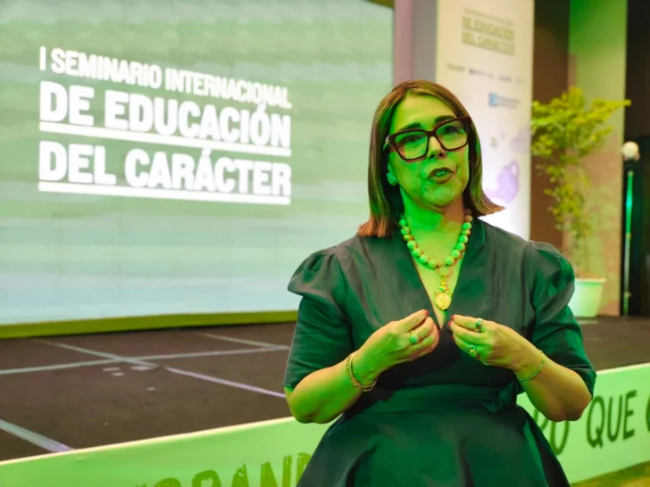 Ángela Español inaugura la primera Semana del Carácter en República Dominicana