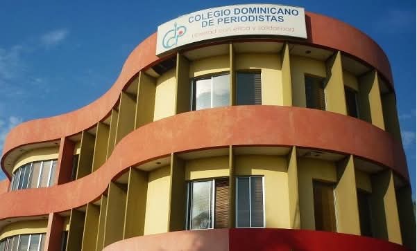 CDP celebra Asamblea Nacional ordinariaAdecentamiento del edificio, propuestas modificación del Código Penal, programa titulación a periodistas son parte de sus ejecutorias