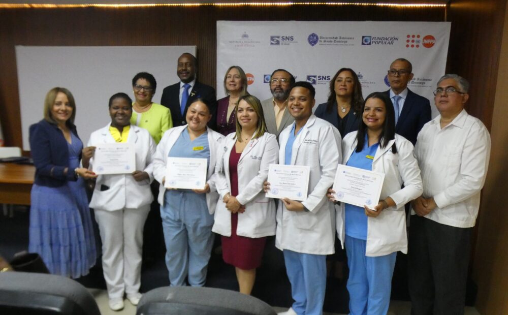 Inician capacitación para médicos residentes en atención obstétrica y neonatal de emergencia