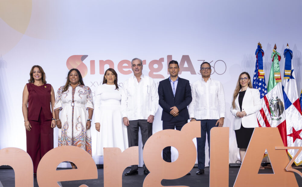 Abinader inaugura congreso SinergIA 360 y convoca al PMI República Dominicana a construir el marco normativo para los proyectos del Estado