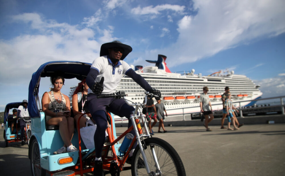 República Dominicana supera los 16,000 visitantes en un solo día con la llegada de cuatro cruceros a Puerto Plata y Pedernales