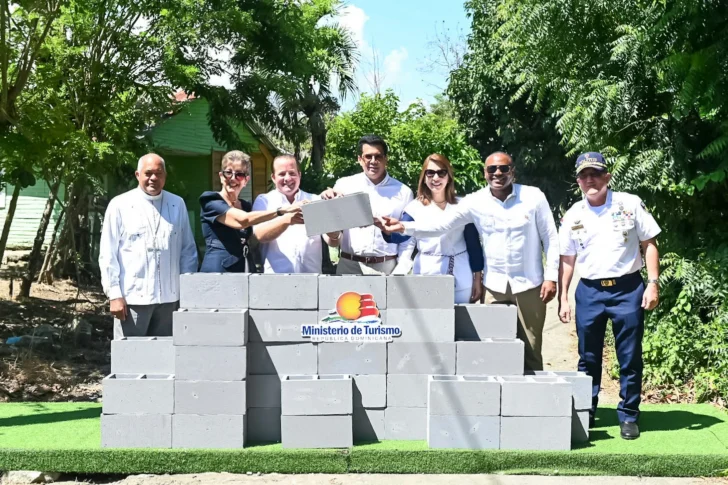 Maimón recibirá inversión de RD$ 168 millones para reconstruir 14 calles
