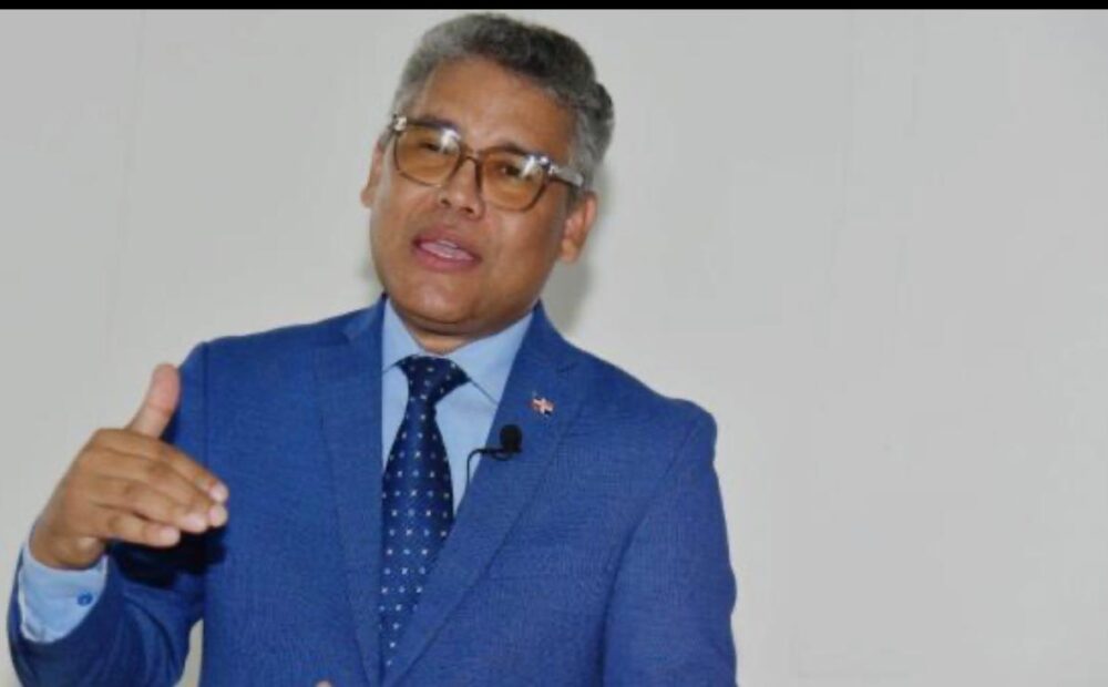 Carlos Peña solicita a Estados Unidos reconsiderar condiciones comerciales del arroz para proteger la producción dominicana