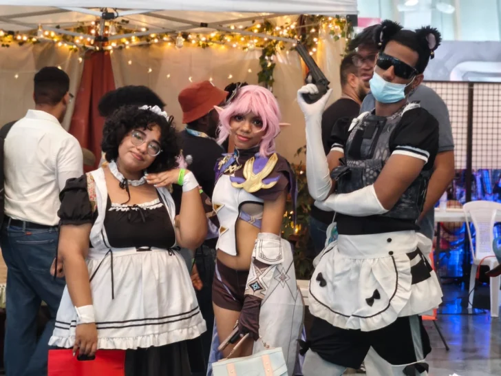 ¡La Comic-Con sorprende con trajes a mano y competencias de baile!